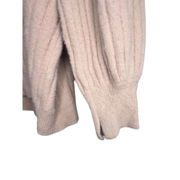 Aerie Blush Pink Oversized Fuzzy Long Sleeve Ribbed Sweater - Picture 2 of 5